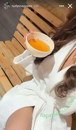 Nurlynnazureen nude photo #0074
