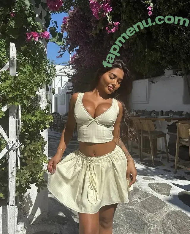 Nursh nude photo #0108 (Nurshath Dulal / nurshathd_)