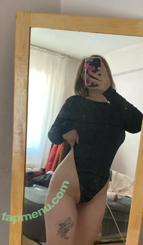 Nururkmz nude photo #0010 (693726280 / a.nururkmz)