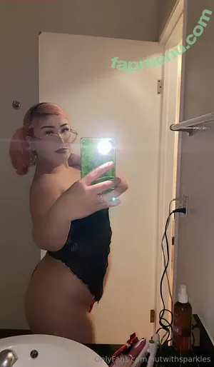  nude photo #0004