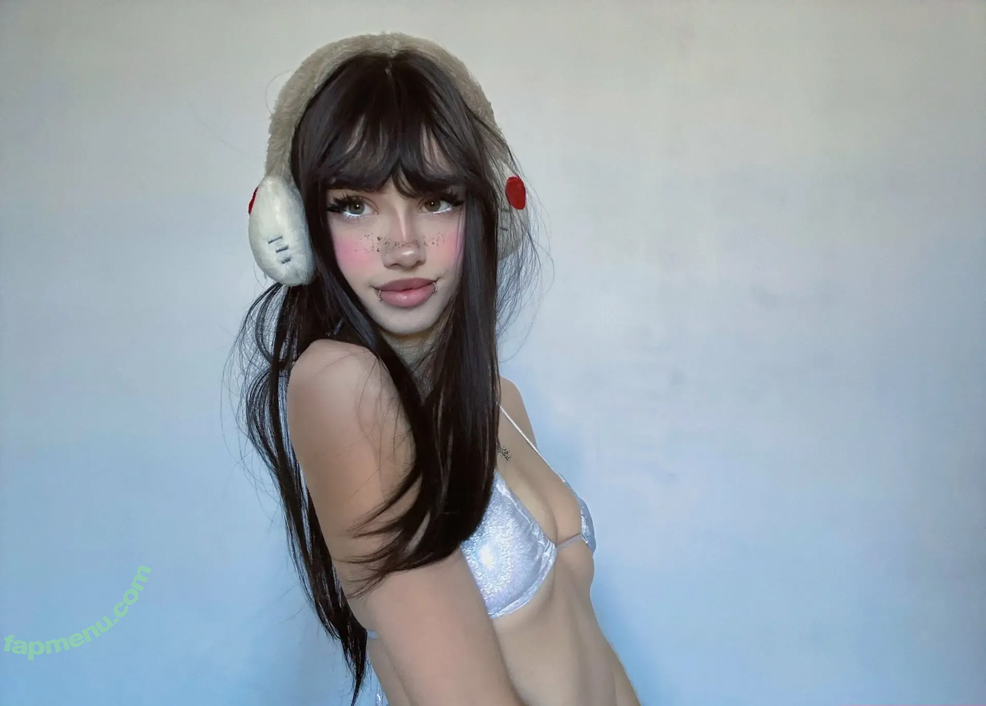 Nuyjr nude photo #0114 (nuyjrr)