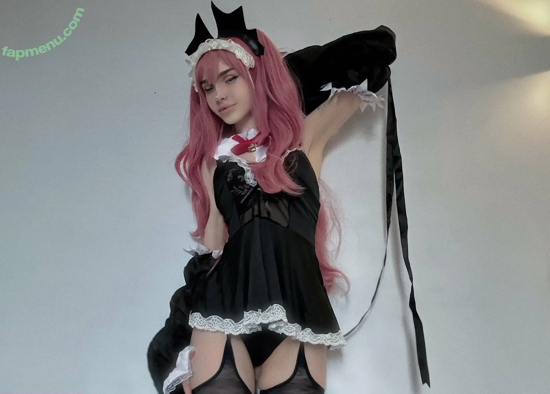 Nuyjr nude photo #0033 (nuyjrr)