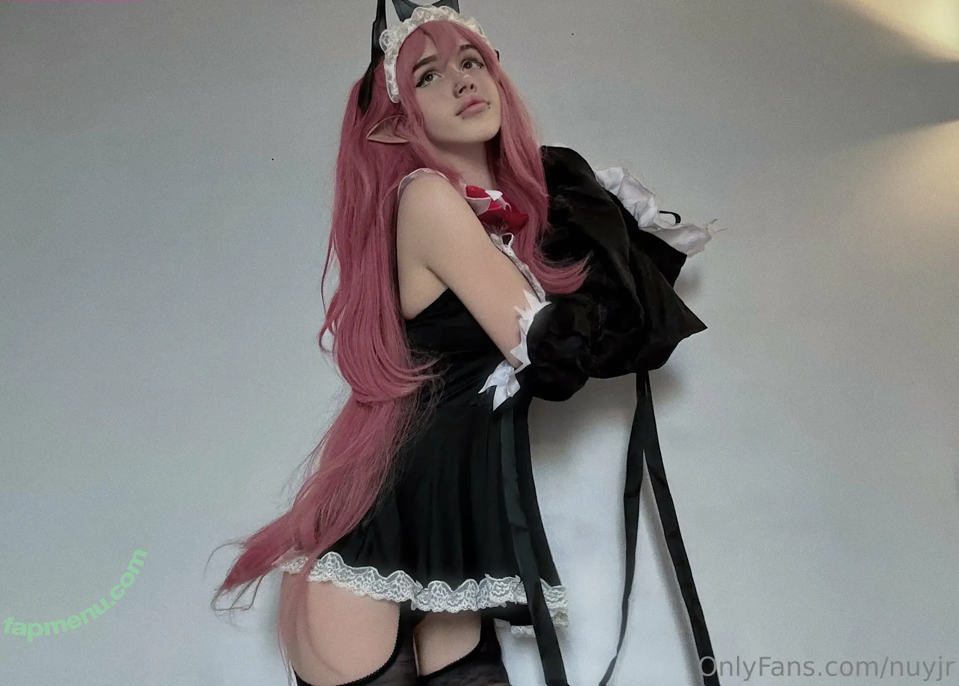 Nuyjr nude photo #0043 (nuyjrr)