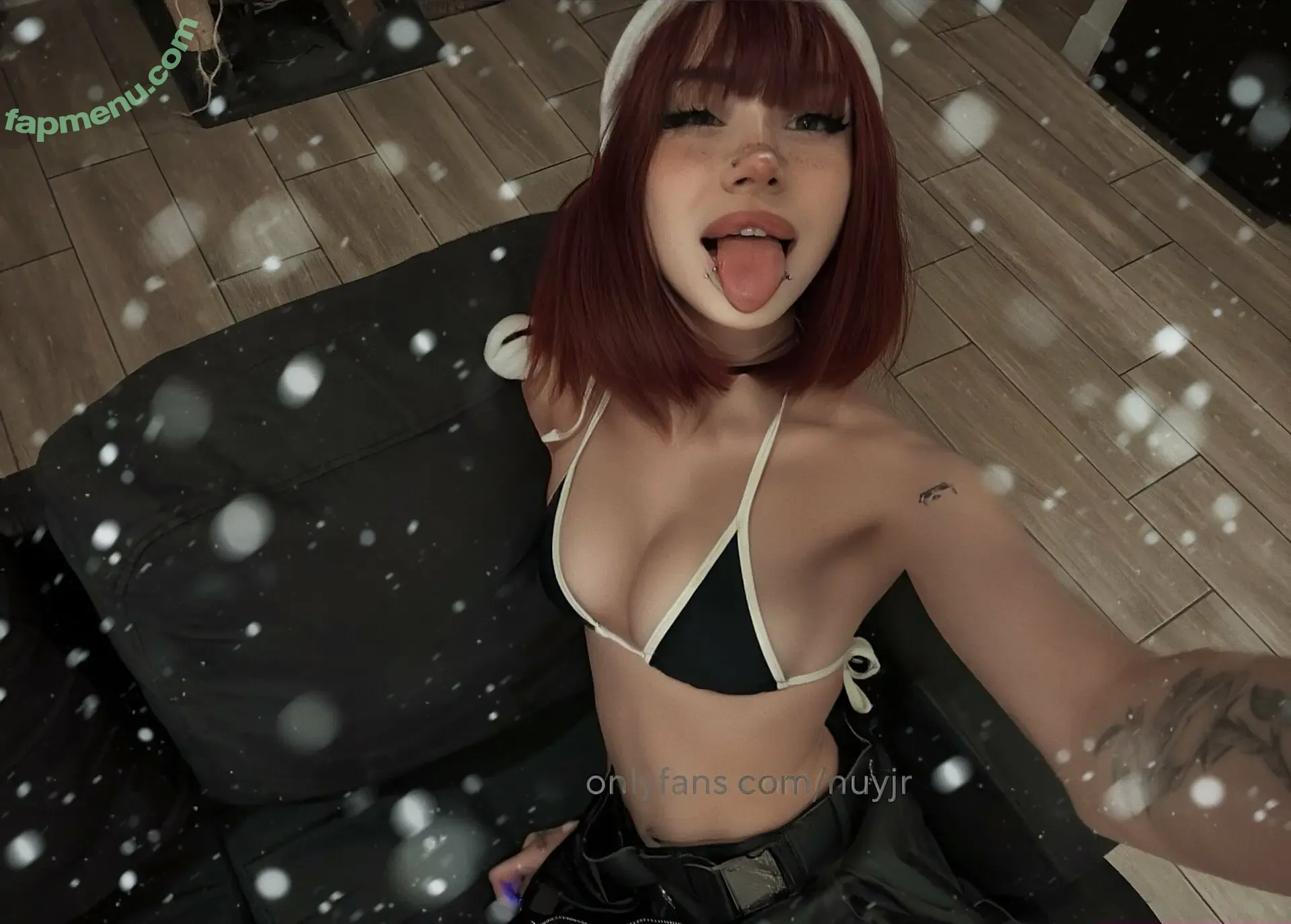 Nuyjr nude photo #0120 (nuyjrr)