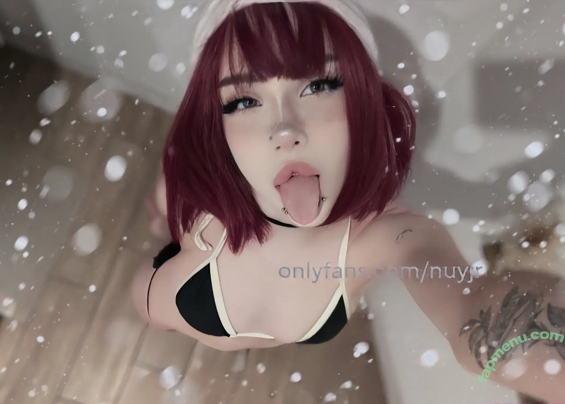 Nuyjr nude photo #0123 (nuyjrr)