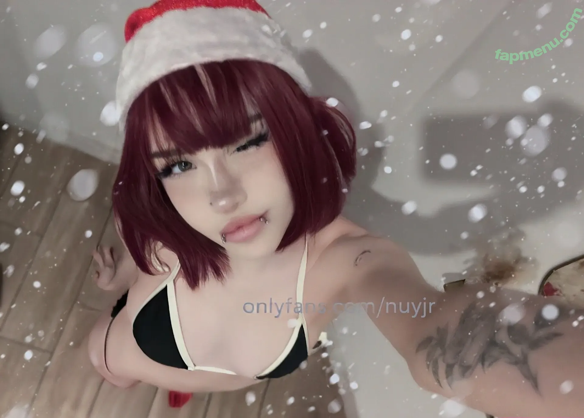 Nuyjr nude photo #0124 (nuyjrr)