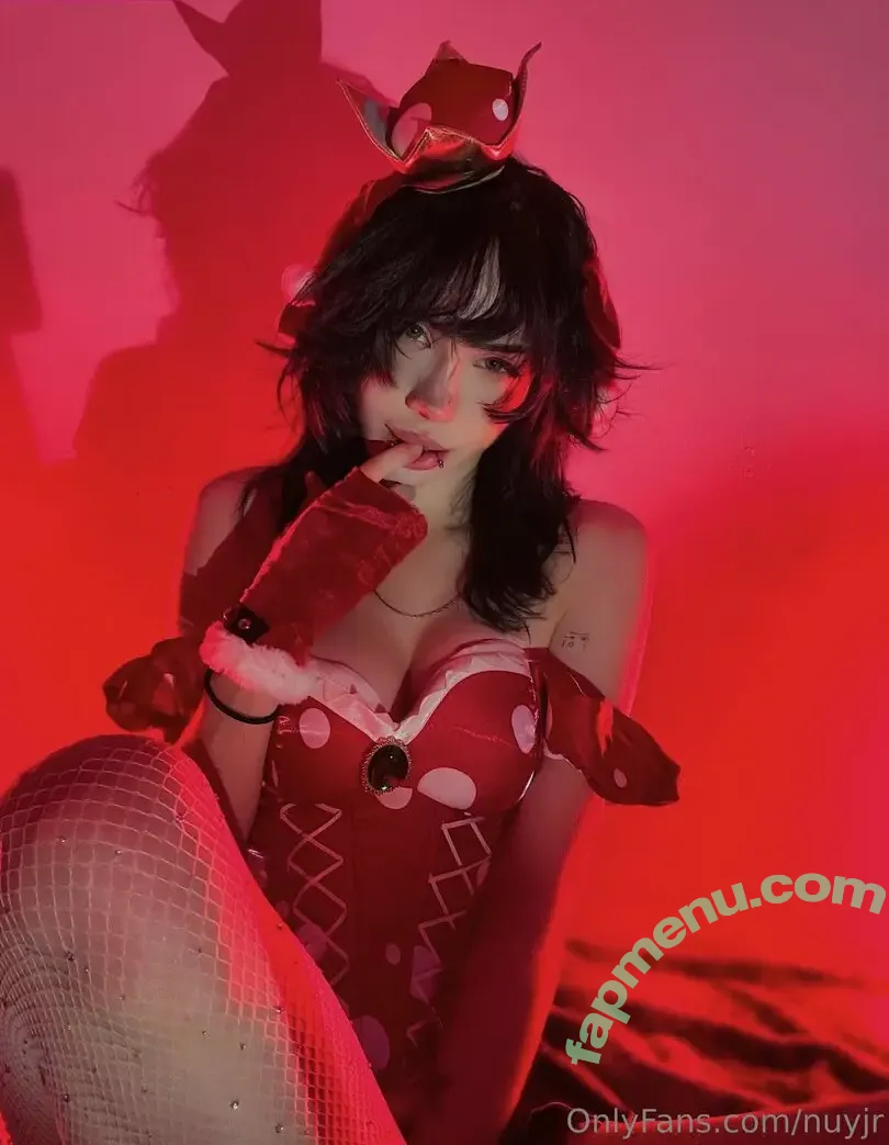 Nuyjr nude photo #0270 (nuyjrr)