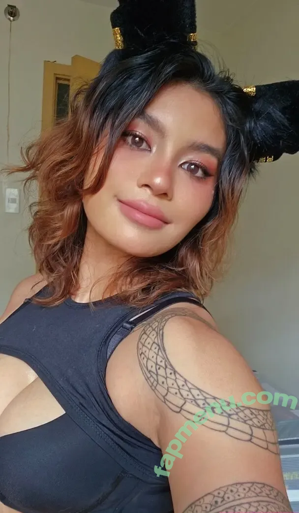Nyaaati nude photo #0537 (Kittynyaaa / miiaa02 / nhcordoba)