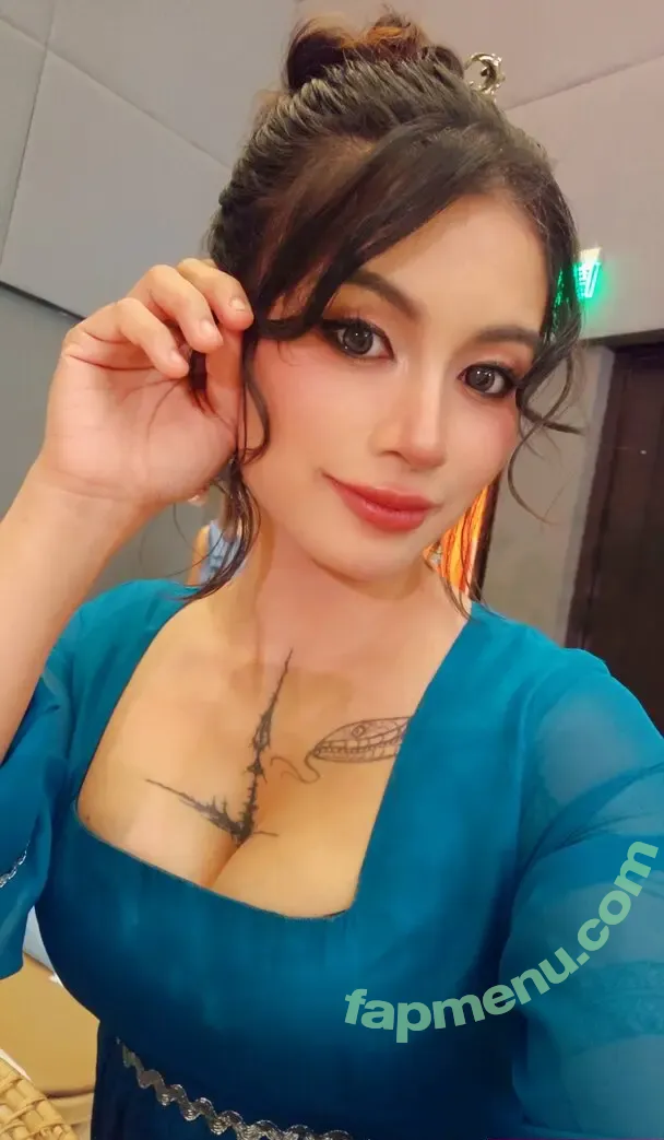 Nyaaati nude photo #0683 (Kittynyaaa / miiaa02 / nhcordoba)