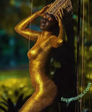  nude photo #0007