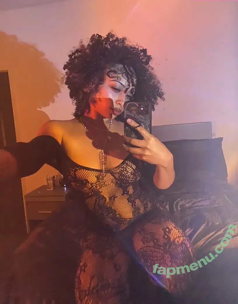 nyannamfnmarie nude photo #0004 (nyannamarie)