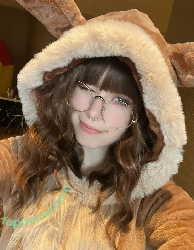 Nyannyancosplay nude photo #0029 (Nyannyancosplay)