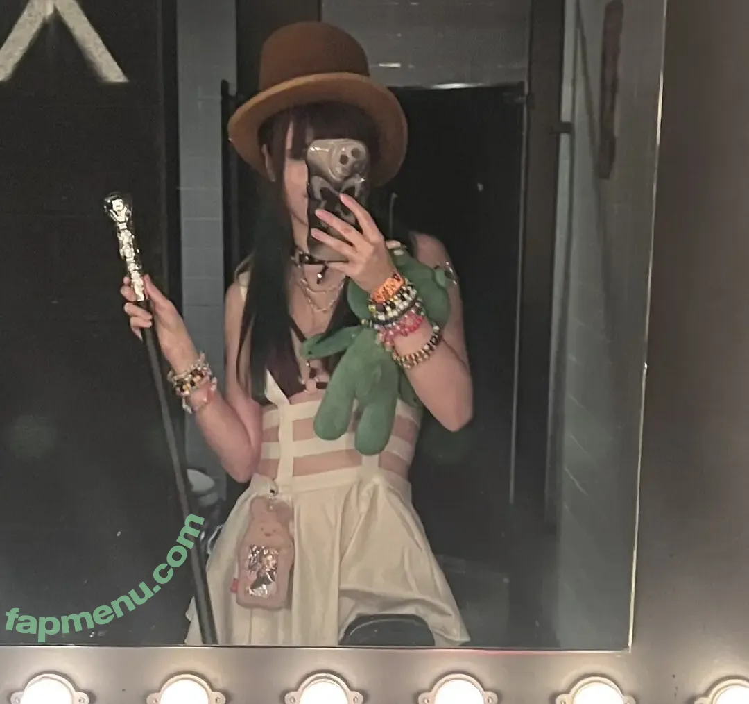 Nyannyancosplay nude photo #0044 (Nyannyancosplay)