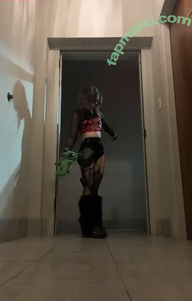 Nyannyancosplay nude photo #0048 (Nyannyancosplay)