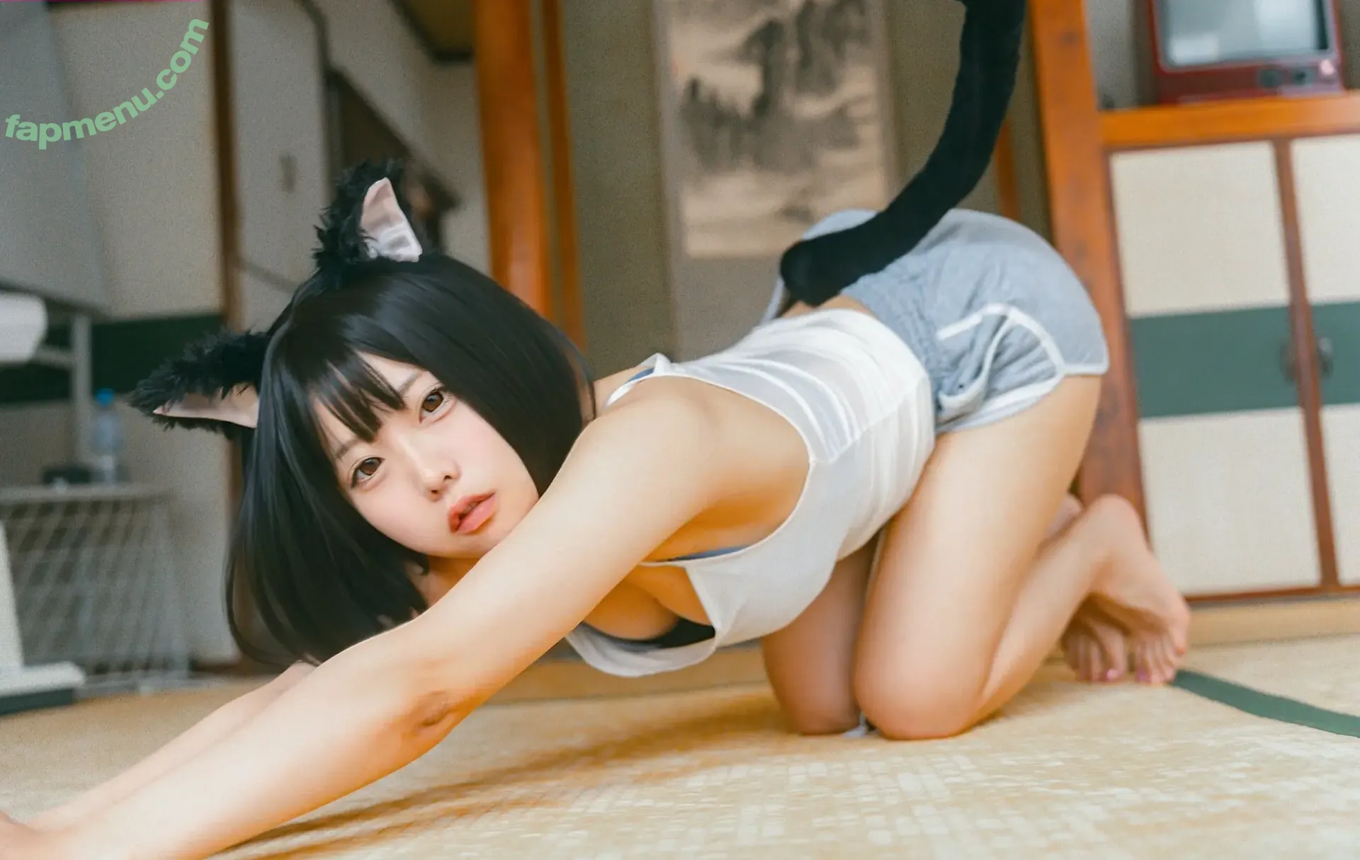 nyarome_cos nude photo #0022 (byniaromero / nyaromenia / ニャロメ・ニア)