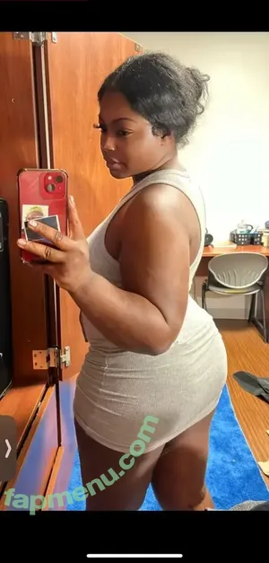 Nybellaho / alienalianz nude photo #0012