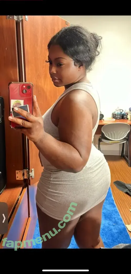 Nybellaho nude photo #0012 (alienalianz)