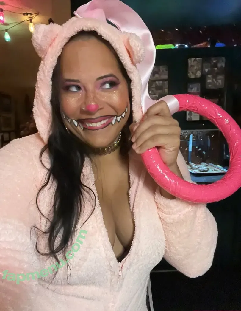 Nyla Rose nude photo #0109 (nylarosebeast / nylarosetk)