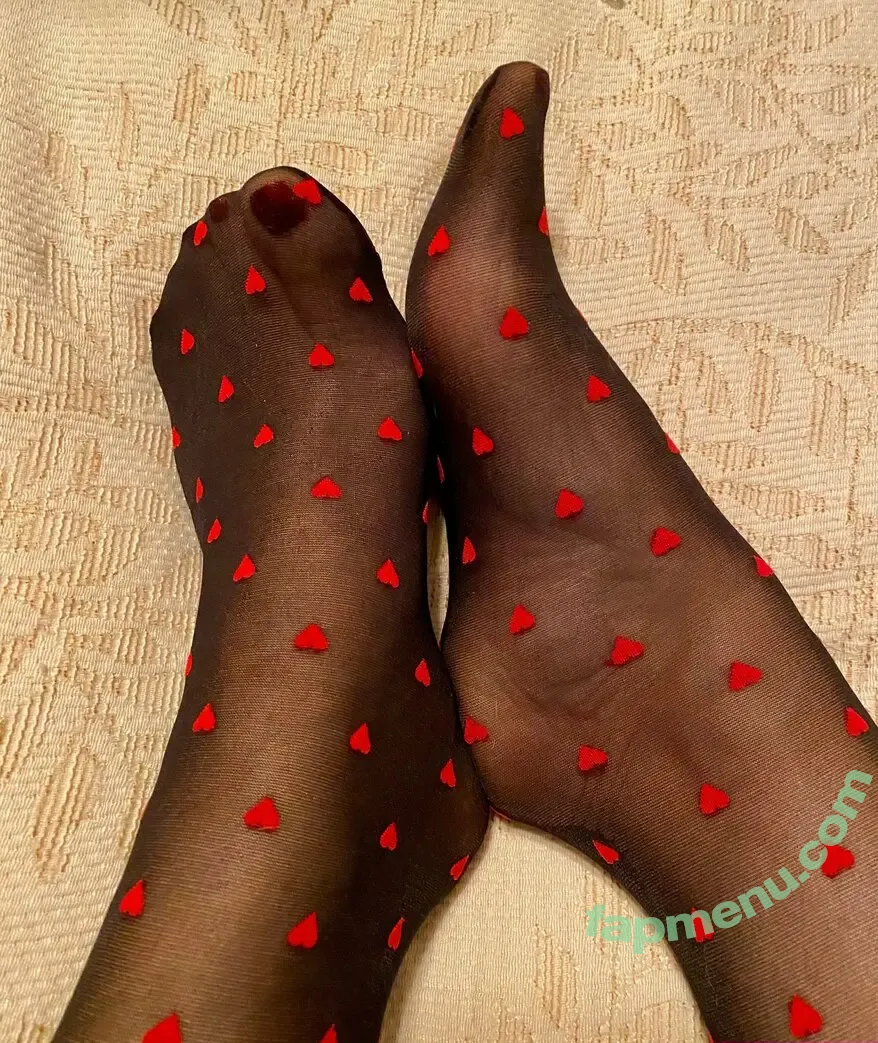 nylonfeetdreams nude photo #0039 (inyournylondreams4)