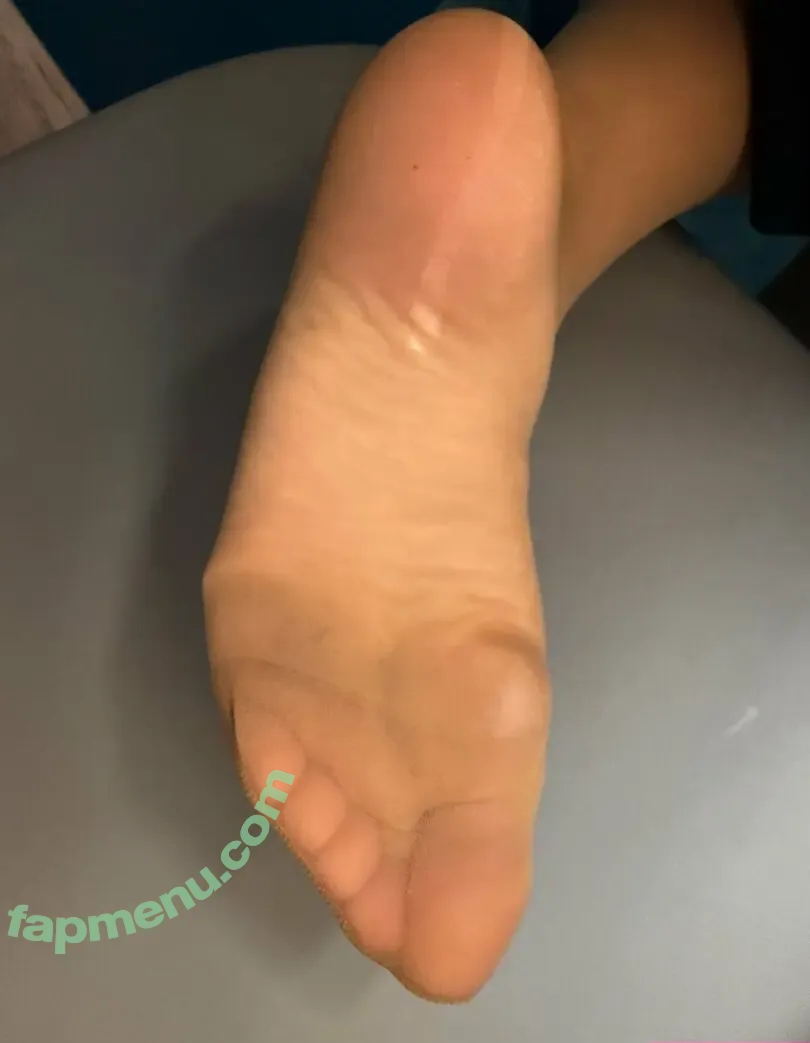 nylonfrollein nude photo #0140 (frollein.nylon / frolleinscherz)