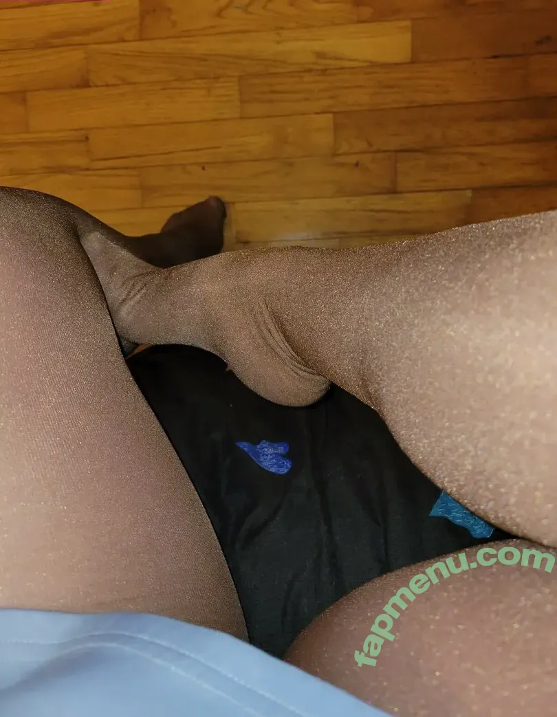Nylonsandsocks nude photo #0343 (nylon_and_socks)