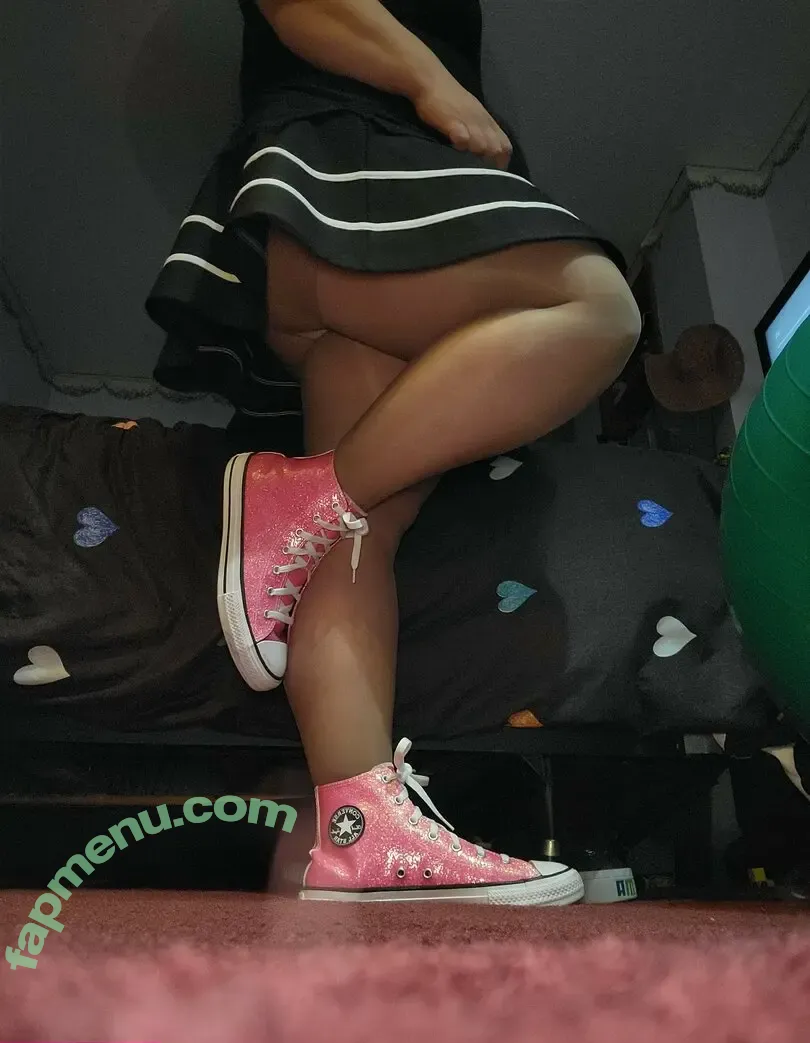 Nylonsandsocks nude photo #0538 (nylon_and_socks)