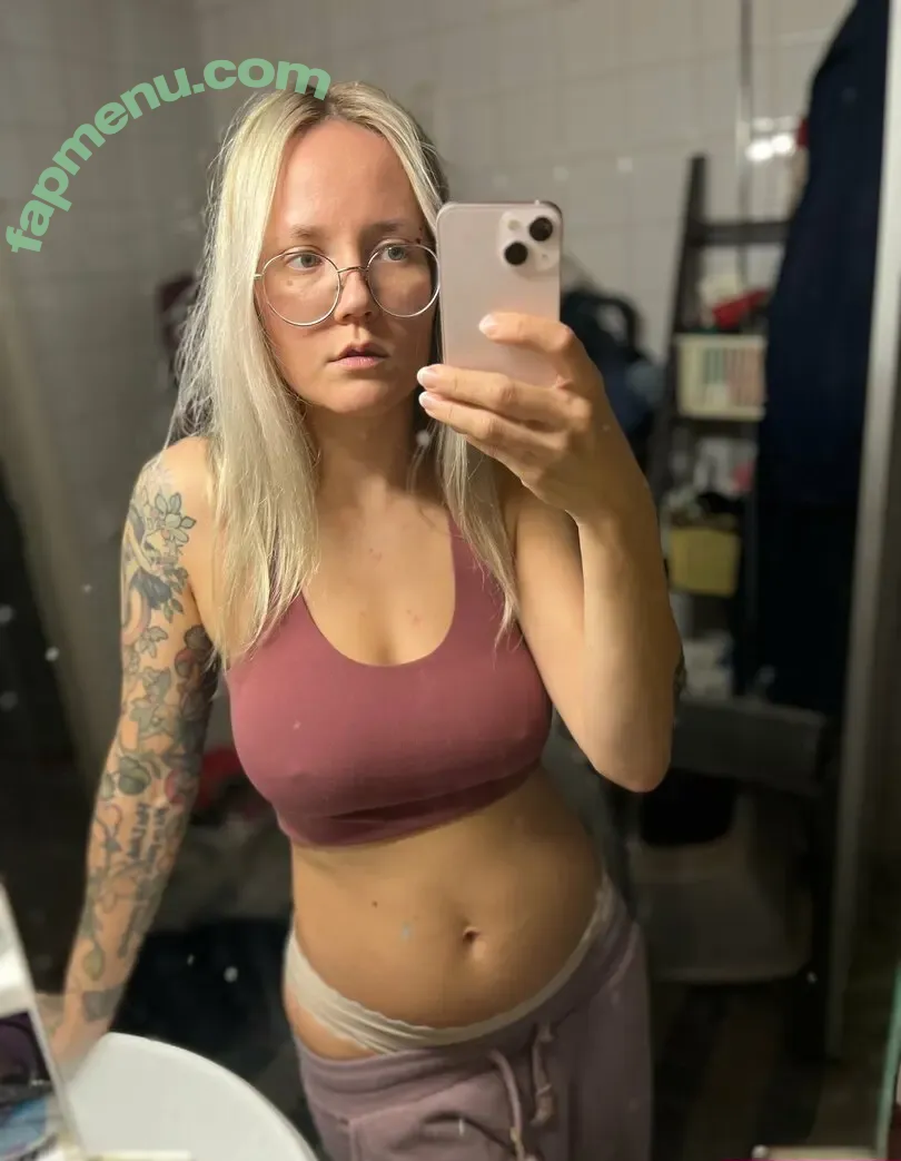 nymferatufree nude photo #0021 (nymferatu)