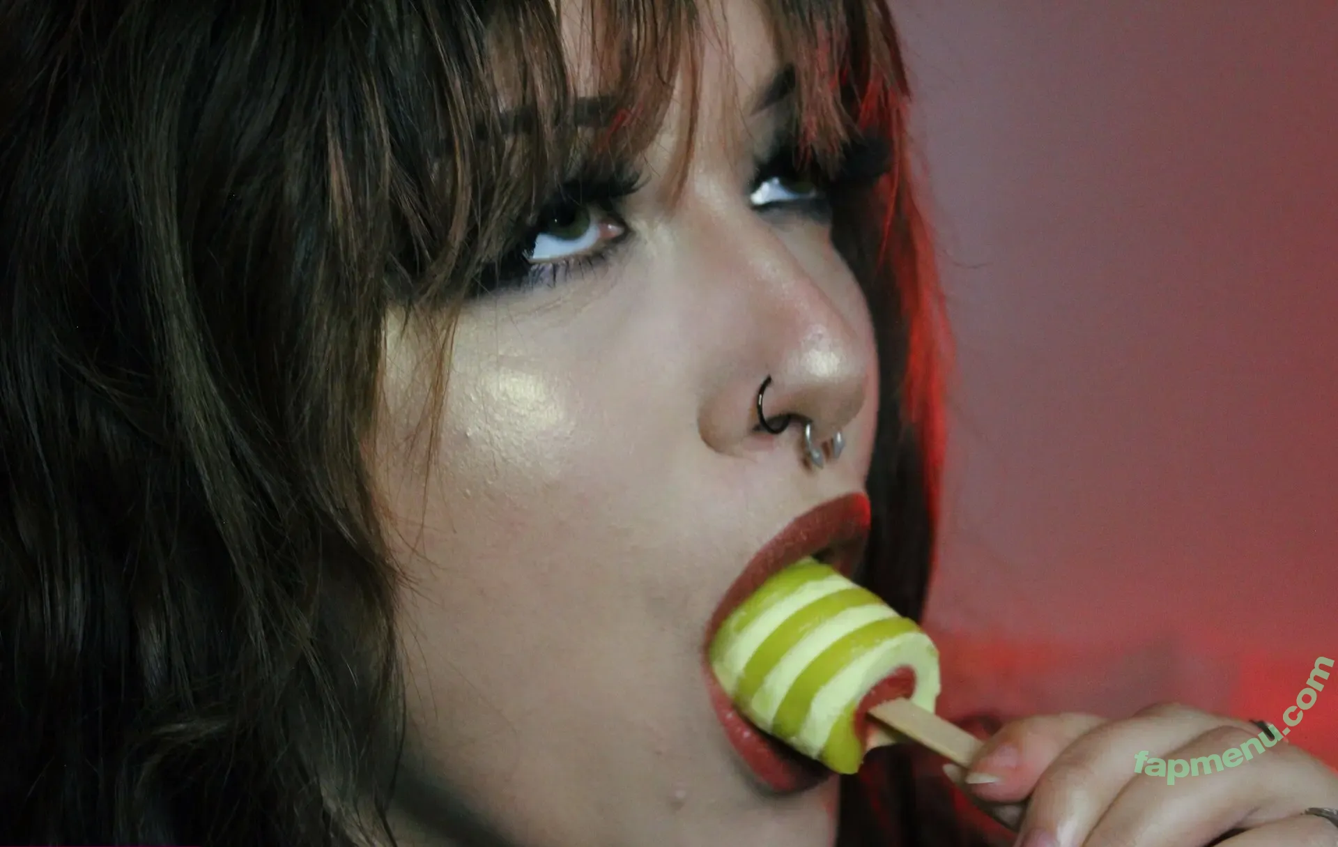 nymphomanicleo nude photo #0044 (nymphomanicleo)