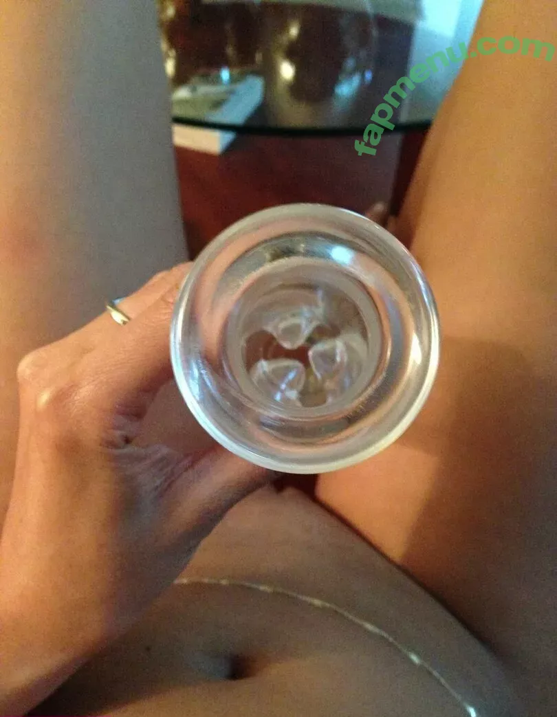 nysamoore nude photo #0109 (daspazbrat)