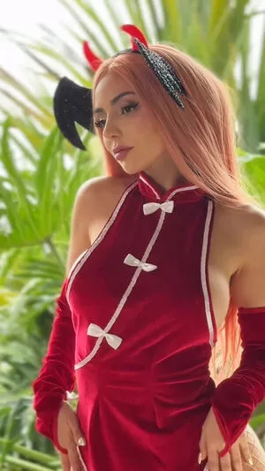 Nyvi Estephan / Discussão / nyviestephan nude photo #0862