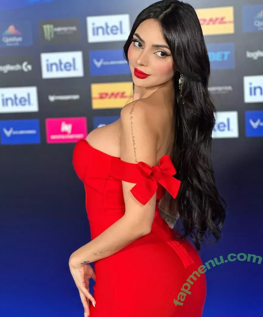 Nyvi Estephan nude photo #0803 (Discussão / nyviestephan)