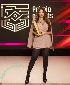 Nyvi Estephan / Discussão / nyvi_estephan / nyviestephan nude photo #1145