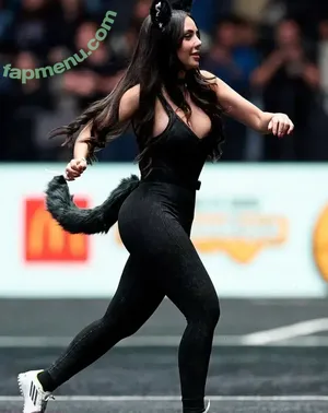 Nyvi Estephan / Discussão / nyvi_estephan / nyviestephan nude photo #1200