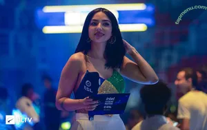 Nyvi Estephan / Discussão / nyvi_estephan / nyviestephan nude photo #1216