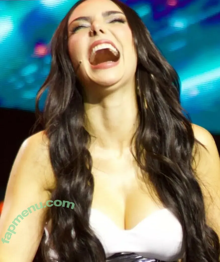 Nyvi Estephan nude photo #1244 (Discussão / nyvi_estephan / nyviestephan)