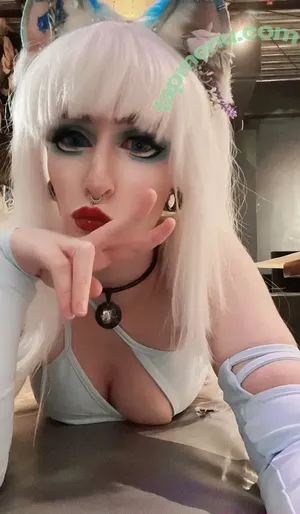  nude photo #0004
