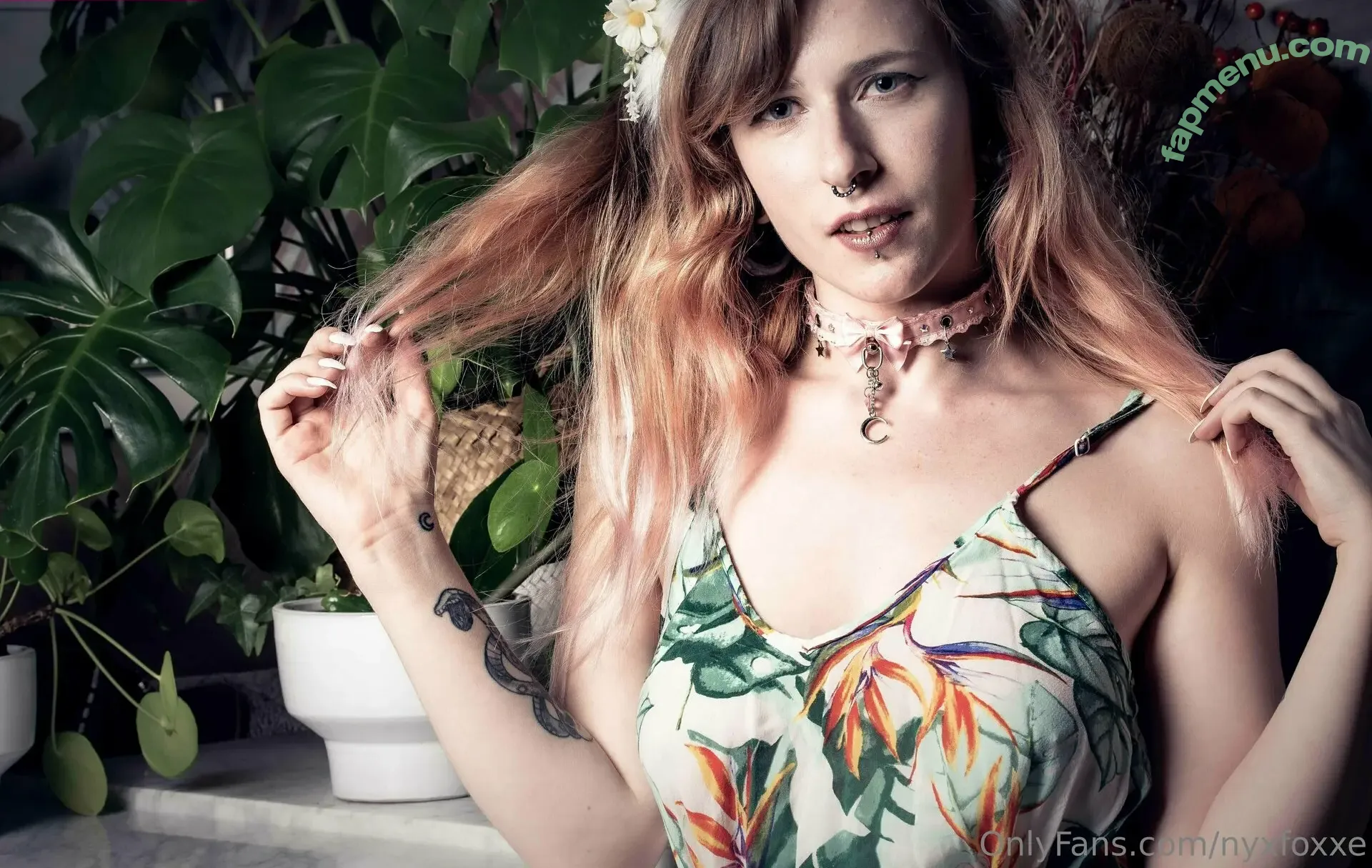 nyxfoxxe nude photo #0008 (nyxfoxxe)