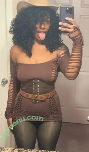 Nyxikay / nyxi_leon nude photo #0008