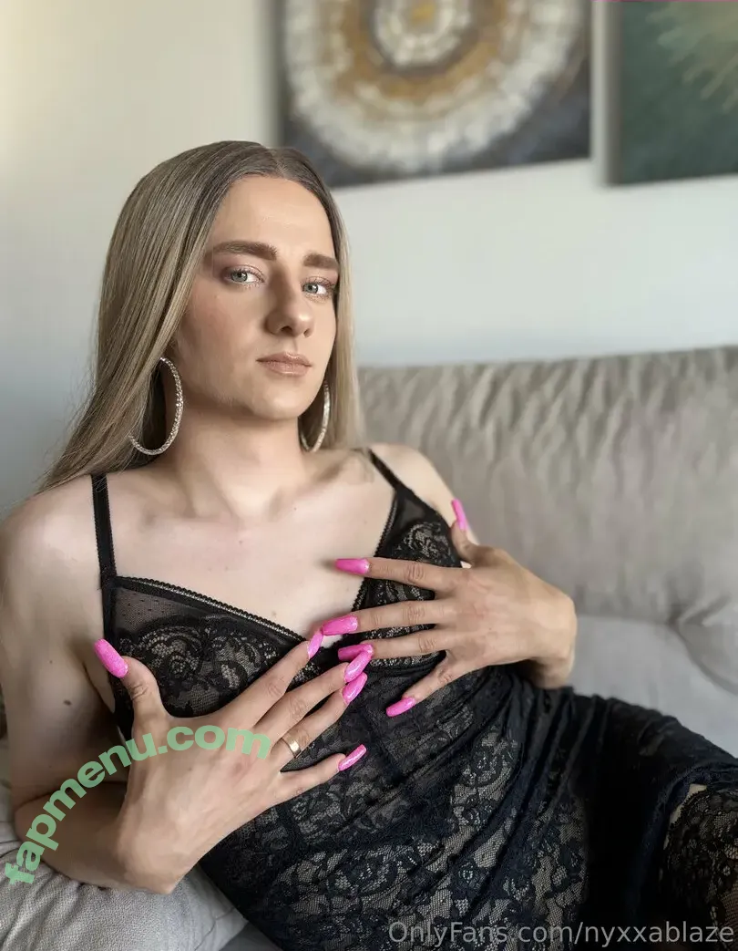 nyxxablaze nude photo #0028 (nyxx_bax)