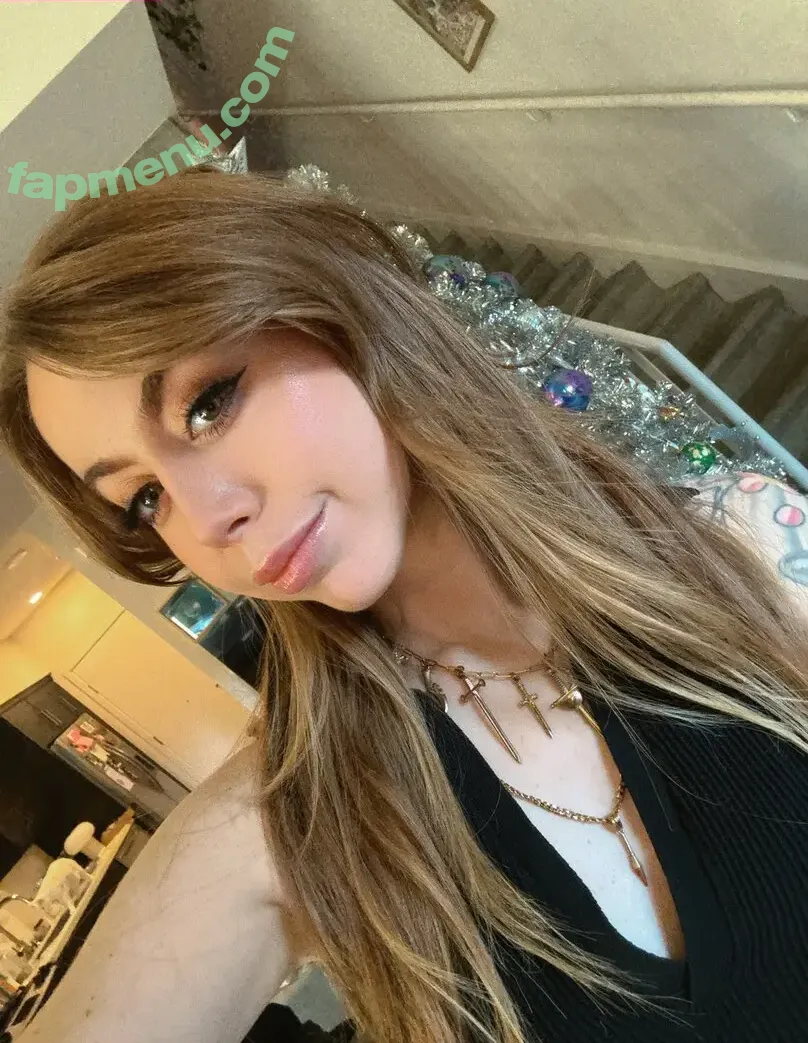 Nyybeats nude photo #0241 (Nyybeats)