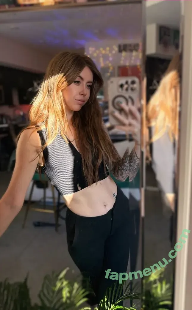 Nyybeats nude photo #0260 (Nyybeats)