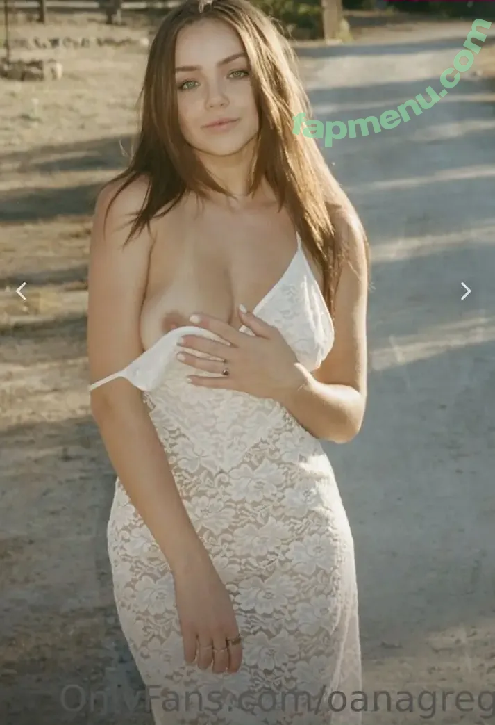 Oana Gregory nude photo #0211 (itsoanagregory / oanagregory)