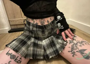 obedientslxt / Baby Girl Chlo / ch.l.0 / obedientxslut nude photo #0081