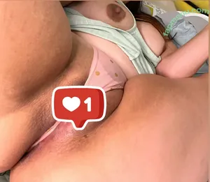 obsessedwitnana / obsessedwithnanaaa nude photo #0004