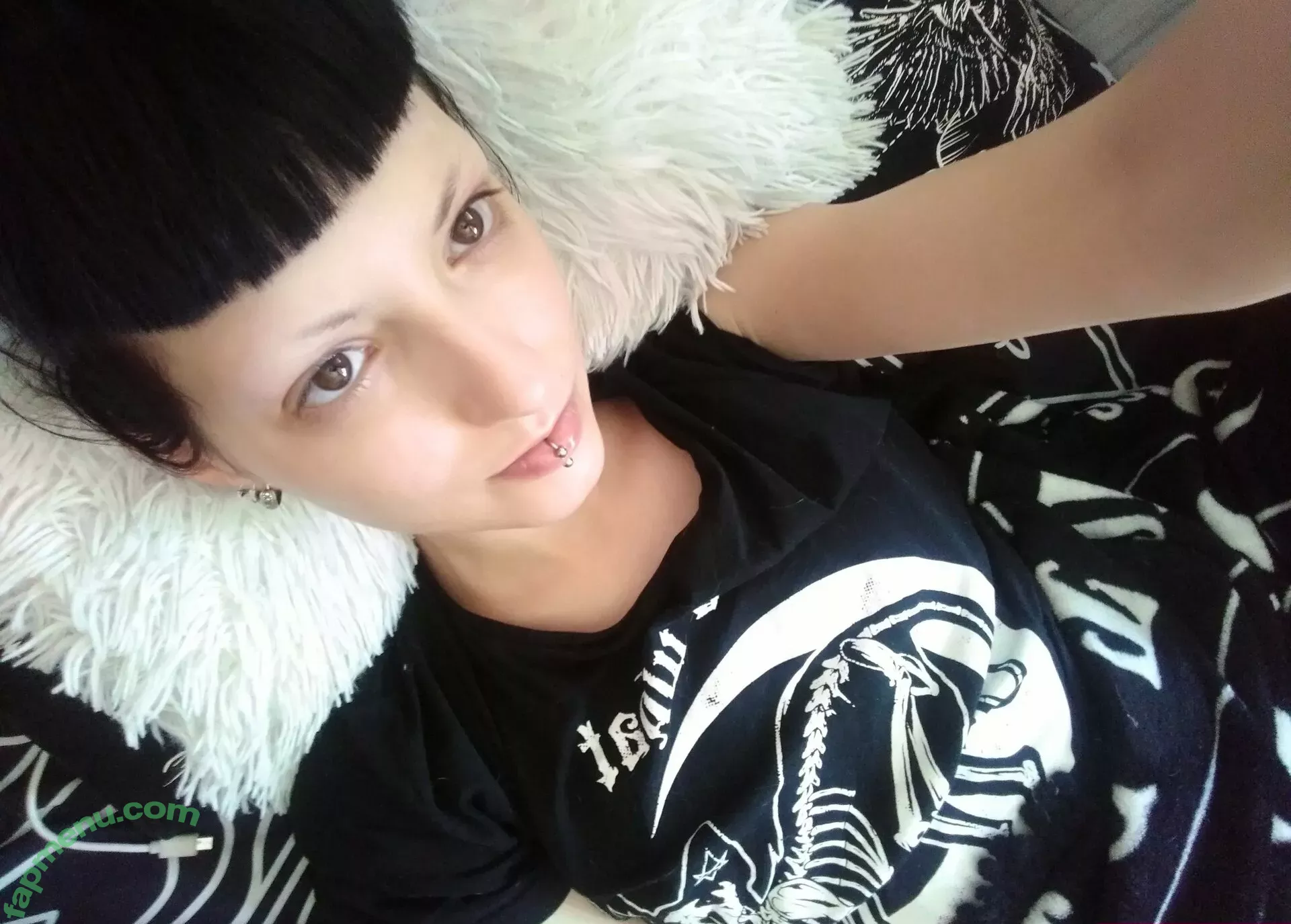 Obsidian Kerttu nude photo #0035 (Goth model / obsidiankerttu)