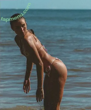 Oceanlovaaa / sophie_seashell nude photo #0003