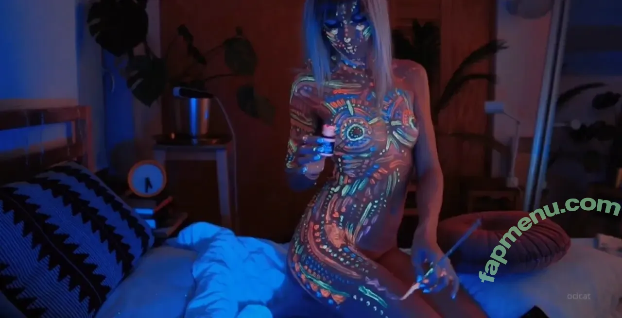 Ocicat nude photo #0563 (Jana Volkova / janamduggar)