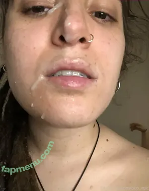 oco_xeic / weareoco nude photo #0059