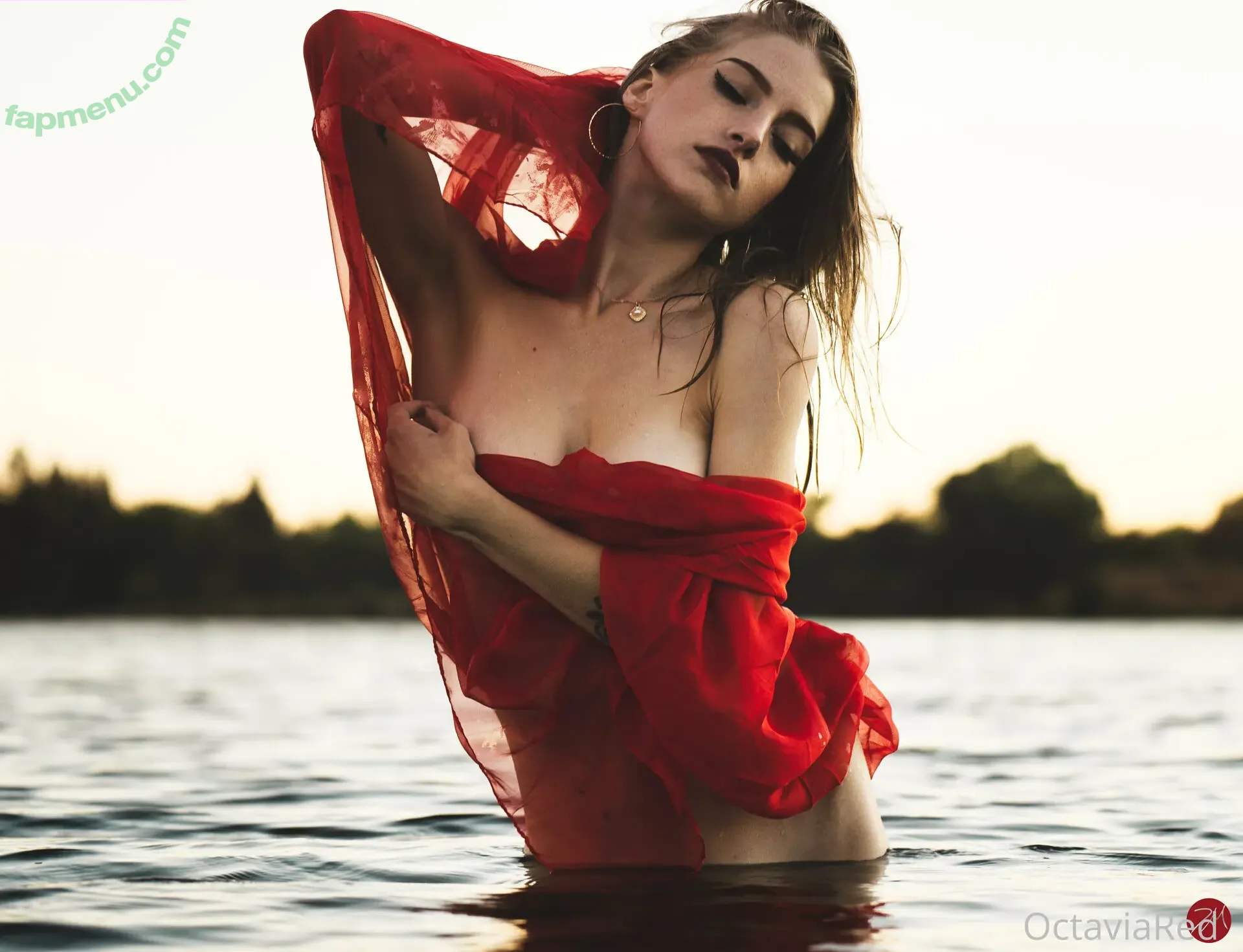Octavia Red nude photo #0295 (BERRY / OctaviaXRed / octaviared / x.redclouds)