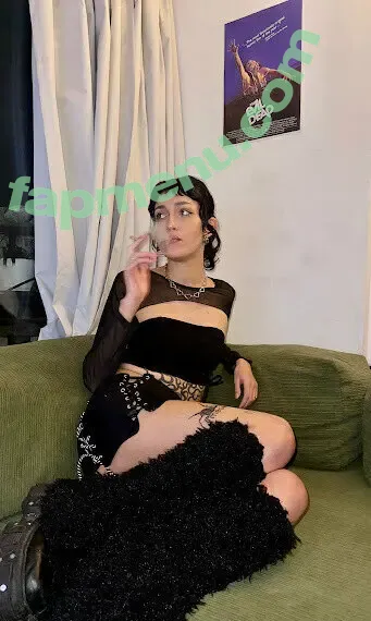 odd-gwenny nude photo #0105 (styledbygwenny)
